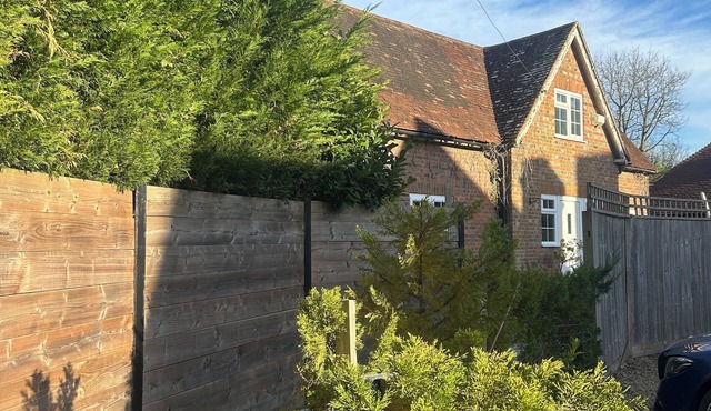 A cosy 3 bed cottage in the Kentish countryside!