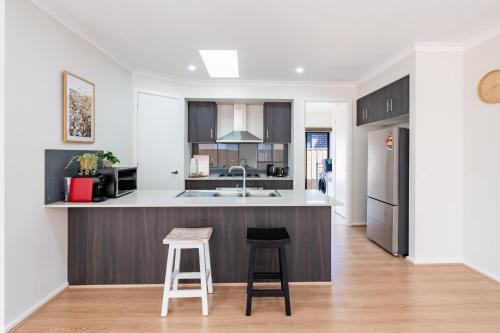 A Cosy 5Beds house in the Clyde