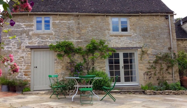 A cosy Cotswold cottage near Blenheim Palace, Oxford,