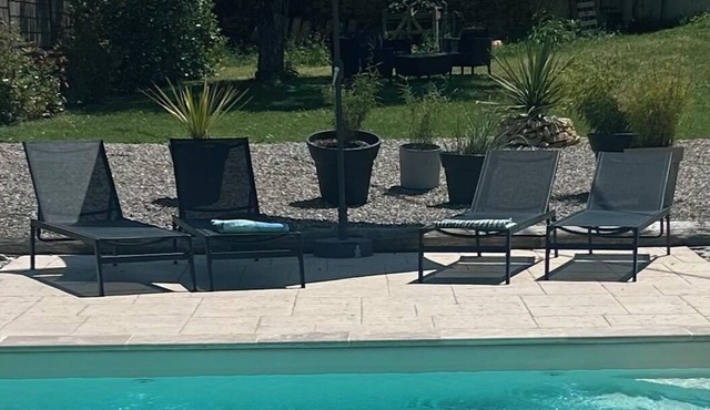A cosy countryside gite with pool, surrounded by nature and near the Pyrenees.