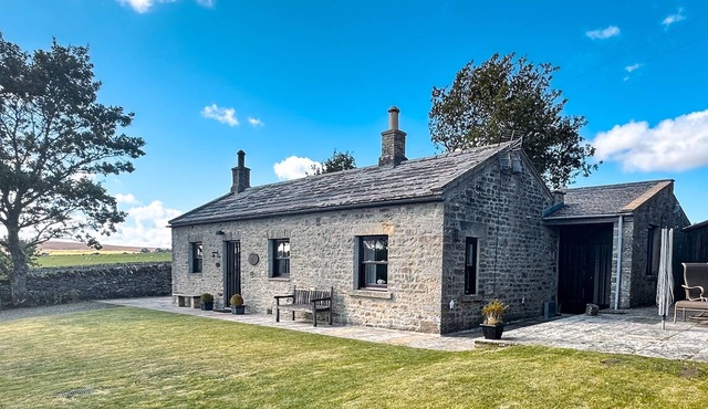 A cosy hillside hideaway in the heart of the Yorkshire Dales