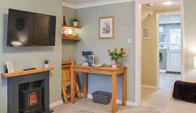 A cosy mid terrace dog friendly cottage in the heart of the village.