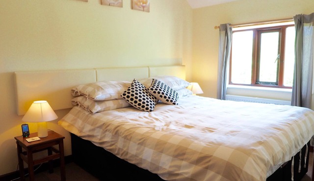 A cosy one bedroom cottage set in the idyllic Vale of Glamorgan.