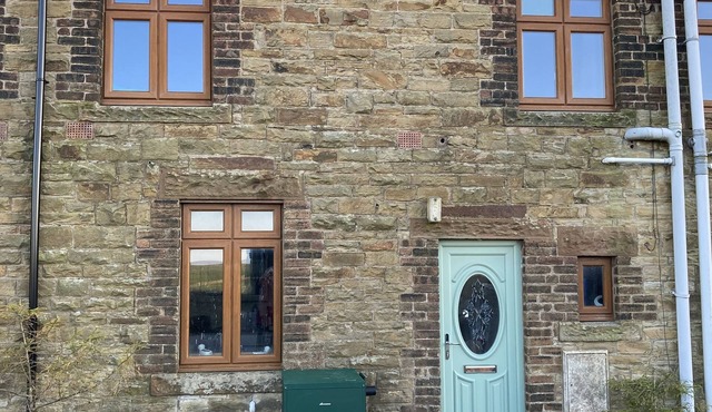 A cosy retreat, ideal for walks and quiet relaxation. Pet friendly!