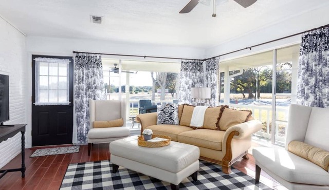 A Country French Getaway in Boerne