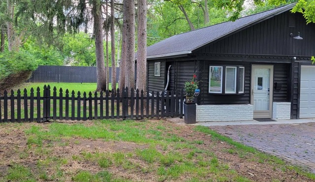 A Couple's Urban Get-A-Way Bungalow Under The Pines