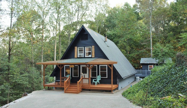 A Cozy A-Frame near Patoka Lake and French Lick