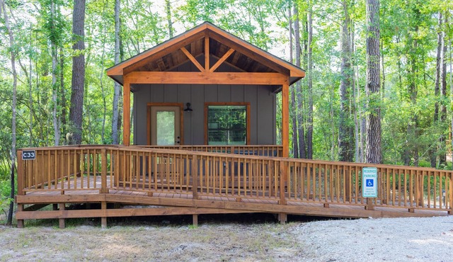 A Cozy ADA Accessible Getaway Right on the Water, Two Creeks Crossing Resort