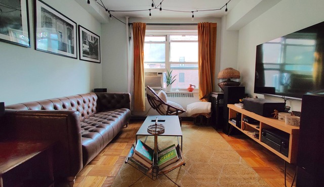 A Cozy Harlem Home.