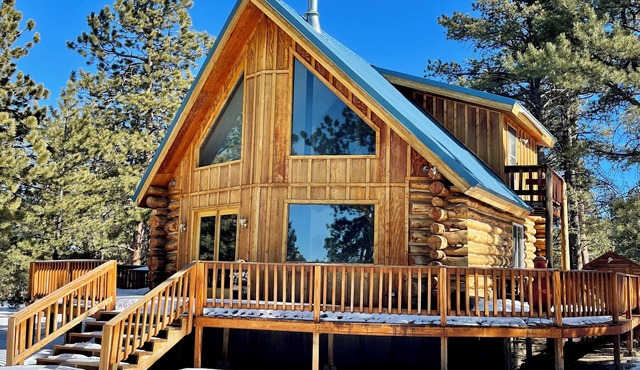 A cozy log cabin in the Rockies! Close to Buena Vista or daytrip to Breckenridge