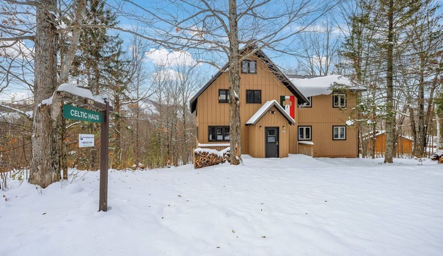 A Cozy Vacation Home with a Sauna & Beautiful Nature View