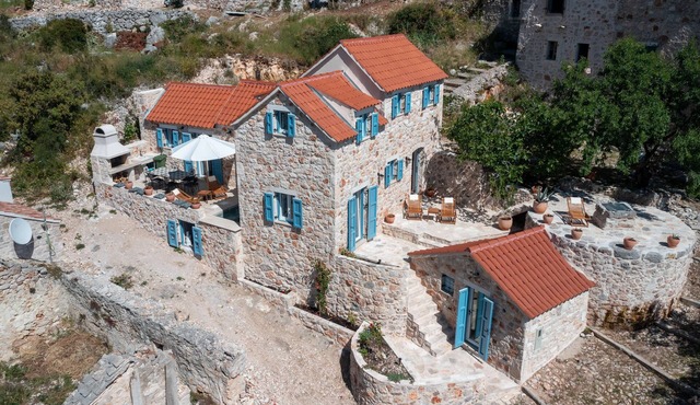 A cozy villa in a peacefull village of Zaraće w/pool