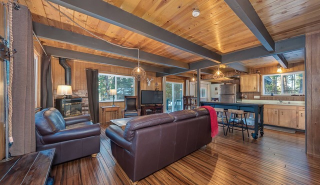 A Cruz in the Woods- Blue Lake Springs