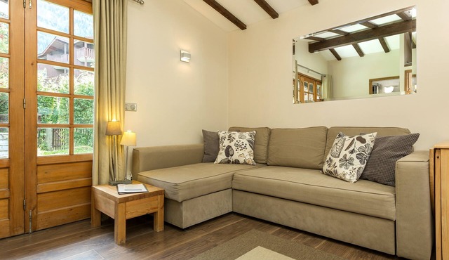 A cute and compact mazot, located in the grounds of an historic chalet in the centre of Chamonix