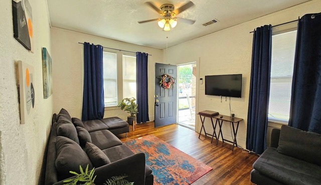 A cute fully furnished place to stay in Memphis