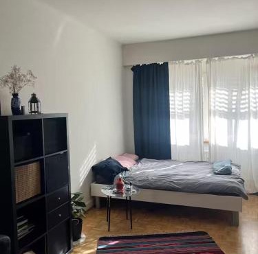 A cute room with 1,5 bed in shared flat