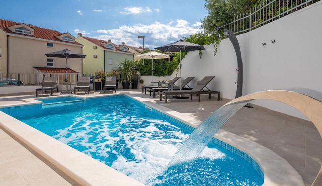 A&D Deluxe apartments Dani with swimming pool