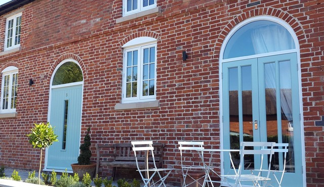 A delightful mews cottage within the private grounds of Breedon Hall