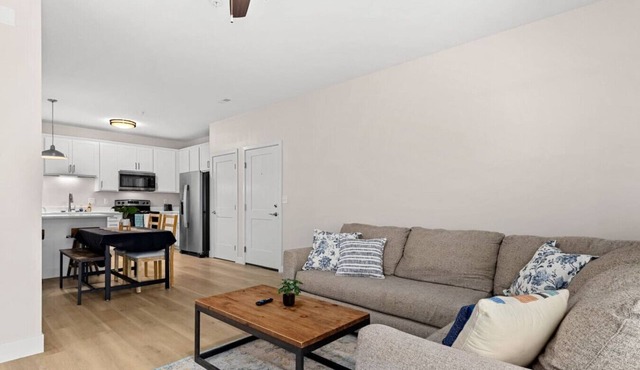 A Delightful Apartment Near Grand Prairie