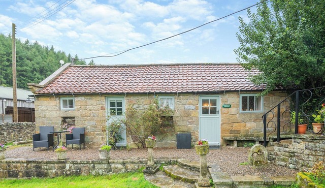 A delightful rural retreat for two within the North York Moors National Park.