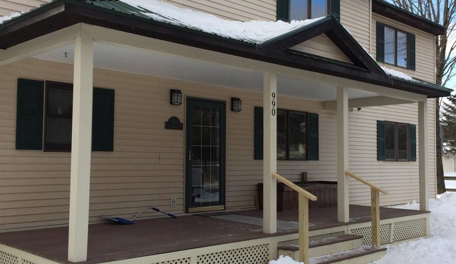 A distinctive family retreat for an epic ski vacation!