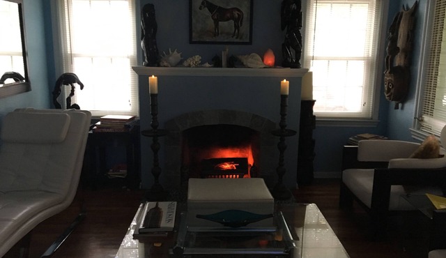 A Downtown/College Park House for extended residential needs