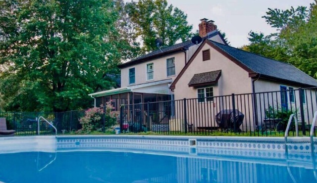 A European styled retreat on Marylands Eastern Shore with Private pool