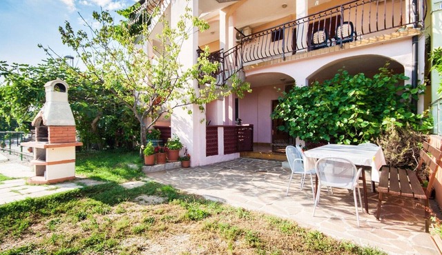 A family apartment close to the beach - Dara 4