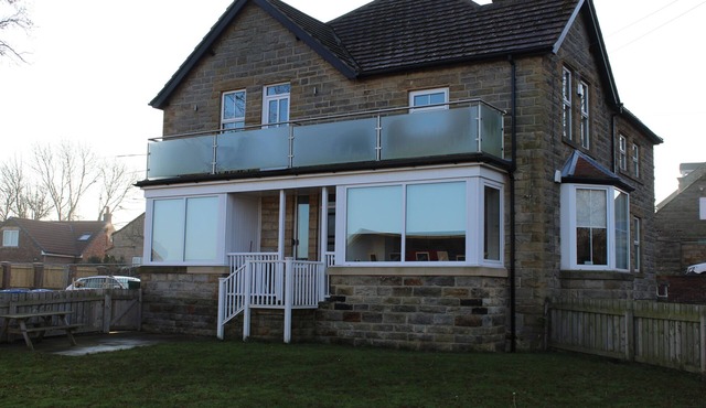 A Family Apartment in Sleights - 2D Lowdale Lane