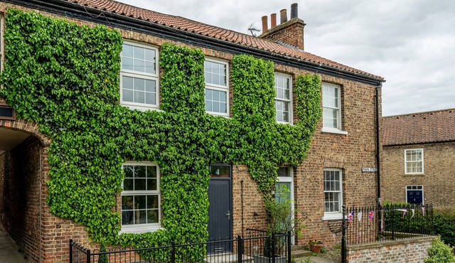 A family break that sleeps 5 guests in 3 bedrooms