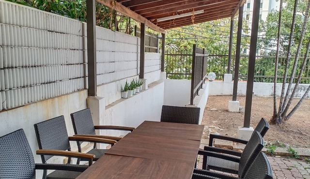 A family friendly, cozy, serene & spacious bungalow house close to beach