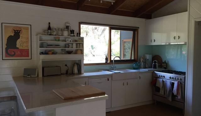 A Family Friendly Comfortable Home In Bush Setting.