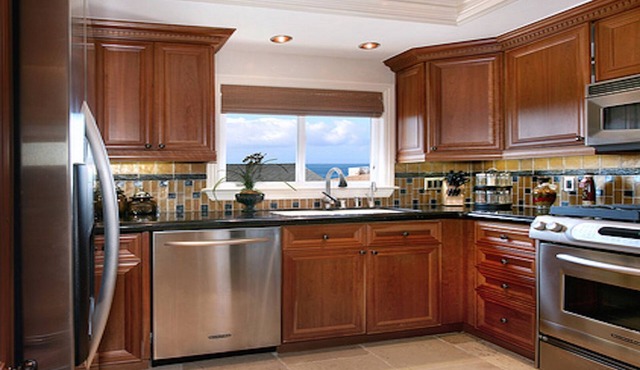 A Few Steps to the Beach! Ocean Views, Patio and 1 Car Garage Parking!