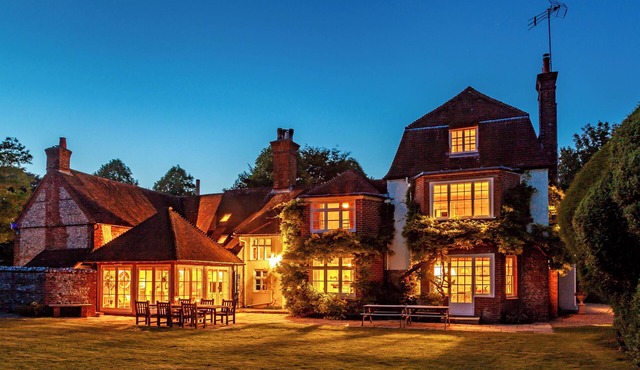 A fine listed 7 bedroom country house in a National Park