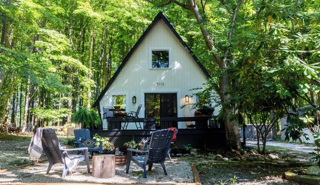 A-Frame Beauty Steps from Lake Michigan!