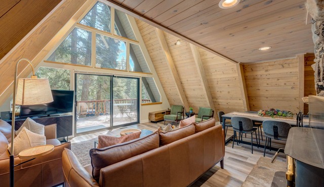 A-frame home w/large deck, game room, wood fireplace & near the lake - dogs ok