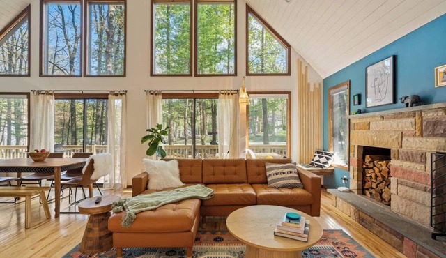 A-Frame | Hot Tub | Hike | Firepit | Design