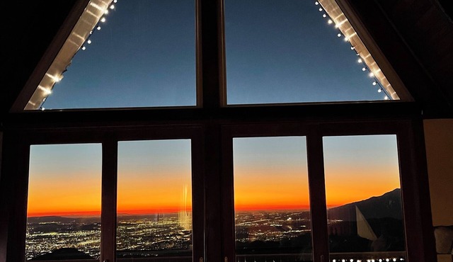 A-Frame in the Sky - RIM of the World Views! Sauna & Spa