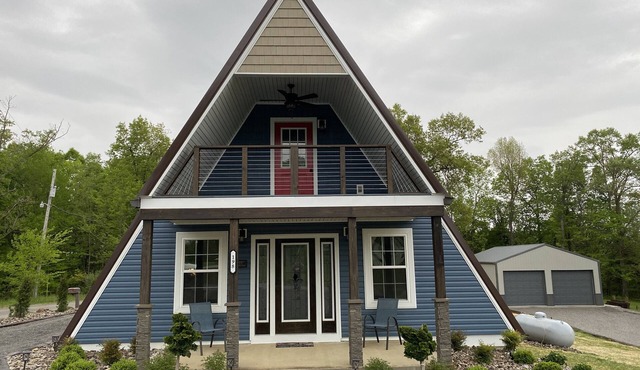 A-Frame of Mind is a perfect cozy getaway in a lakeside community!