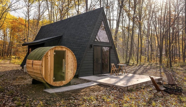 A-Frame Paradise: Retreat with Exclusive Steam Sauna in Mission Township