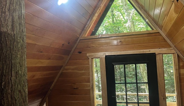 A-Frame Tree House , 2 min fro the Elk center