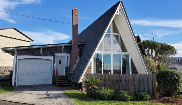 A frame vacation house newport beach access hot tub