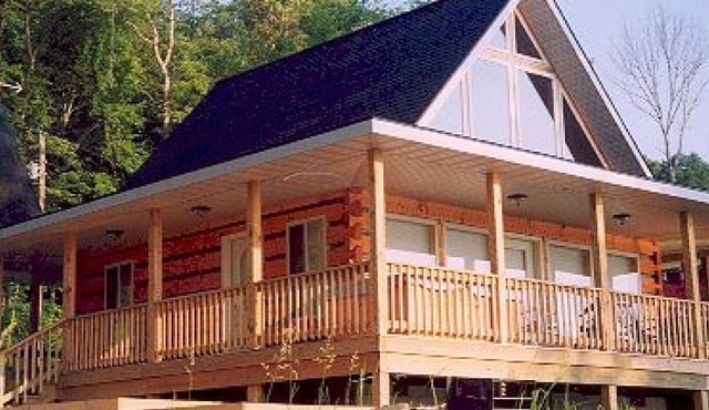 A full Moon night, the entire River transforms to ‘Moon River"