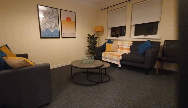 A fully equipped house in a residential area within the costal town of Wemyss Bay.