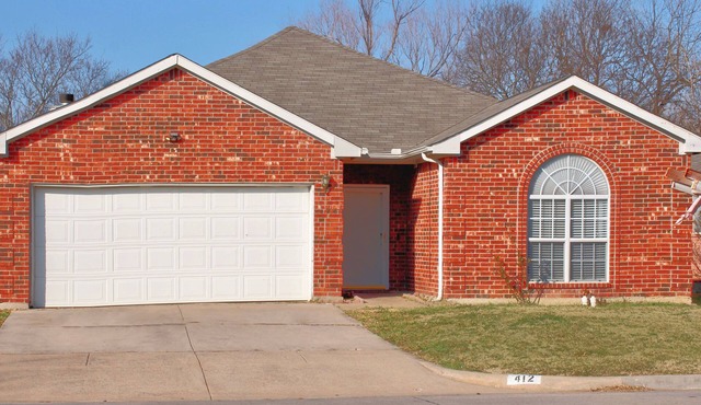 A fully furnished home within walking distance of downtown Mansfield