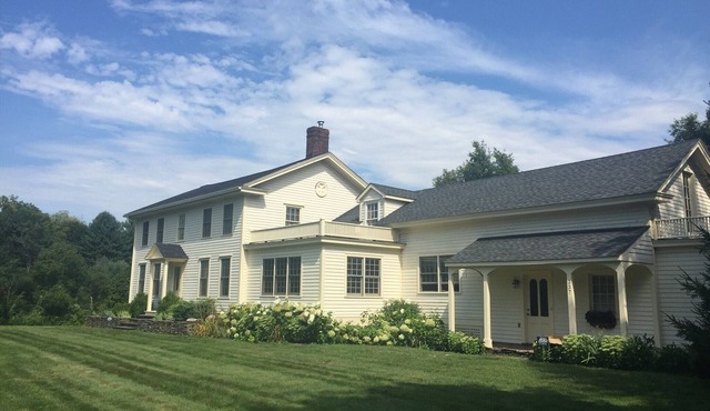 A Fun Farmhouse Near Ski Butternut