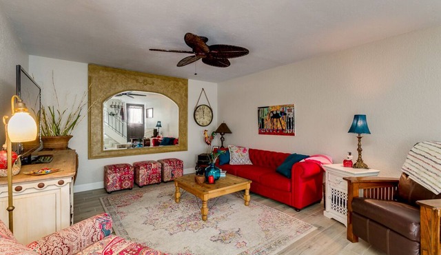 A+Gem in a GREAT location!nIncludes clubhouse w/heated pool, gym, pickleball!