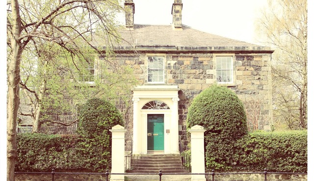 A Georgian Masterpiece Steps from Stirling