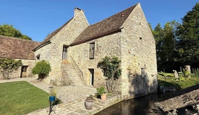 A getaway at the Moulin