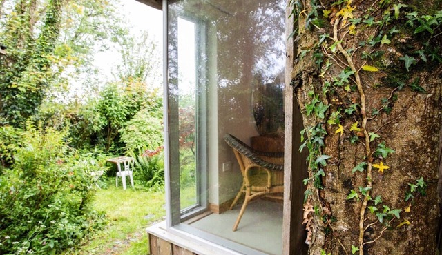 A gorgeous hideaway perfect for two, close to the coast